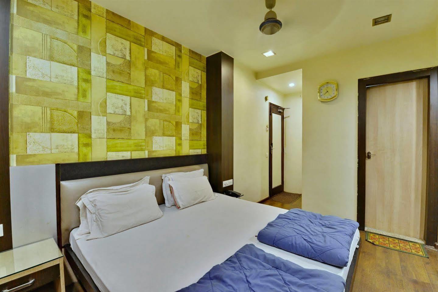 Hotel Kanishka Rāipur Buitenkant foto