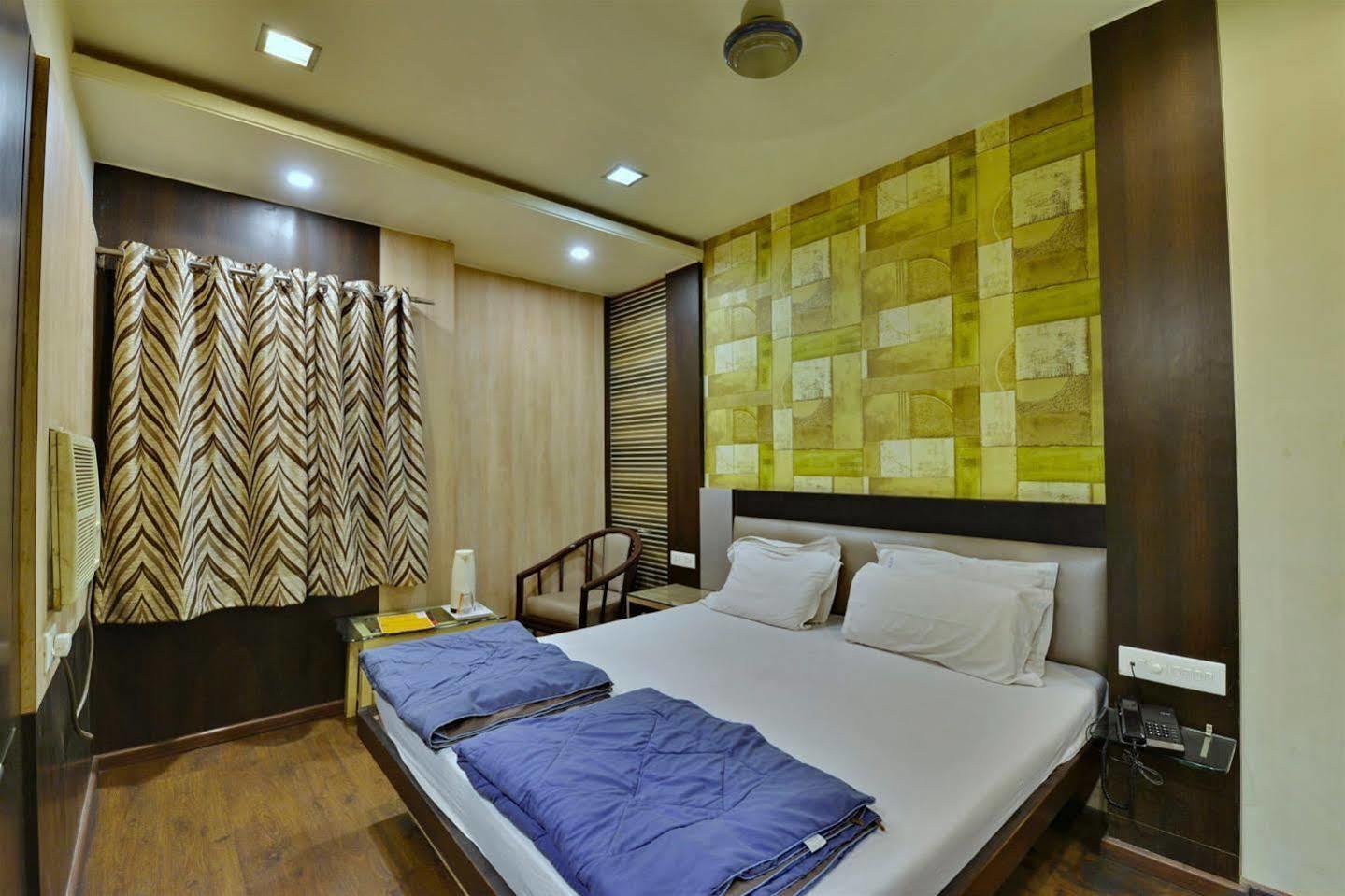 Hotel Kanishka Rāipur Buitenkant foto